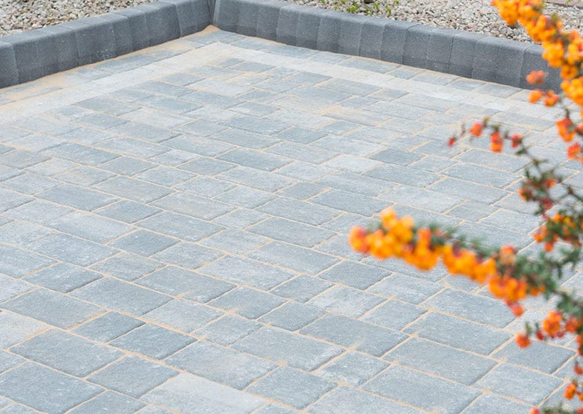 Barleystone Paving Ashford Cobble Paving Silver Grey
