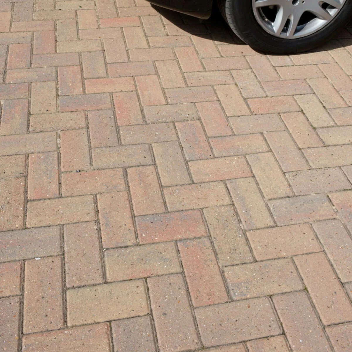 Brett Omega Block Paving, 200 x 100 - Autumn Gold