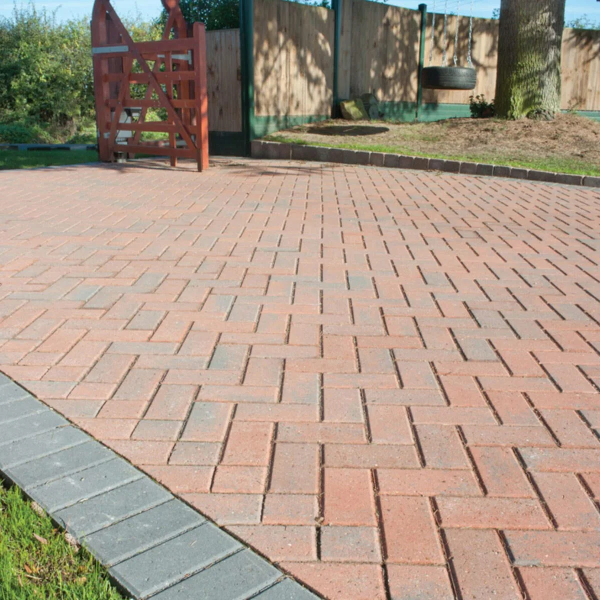 Brett Omega Block Paving, 200 x 100 - Brindle - Image 3
