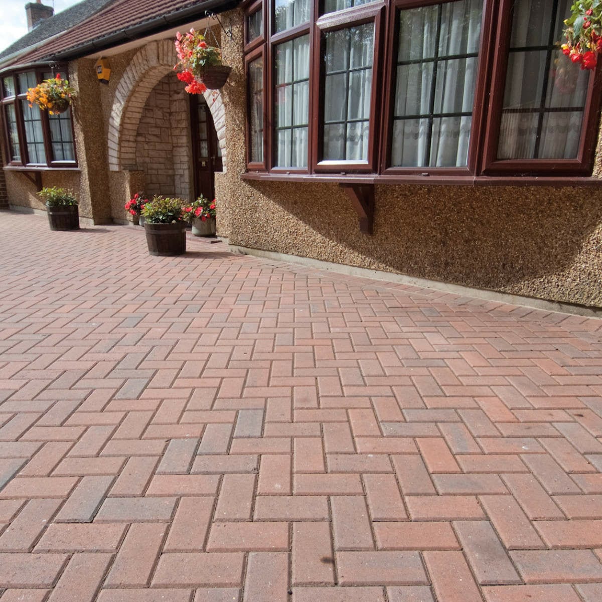 Brett Omega Block Paving, 200 x 100 - Brindle - Image 4