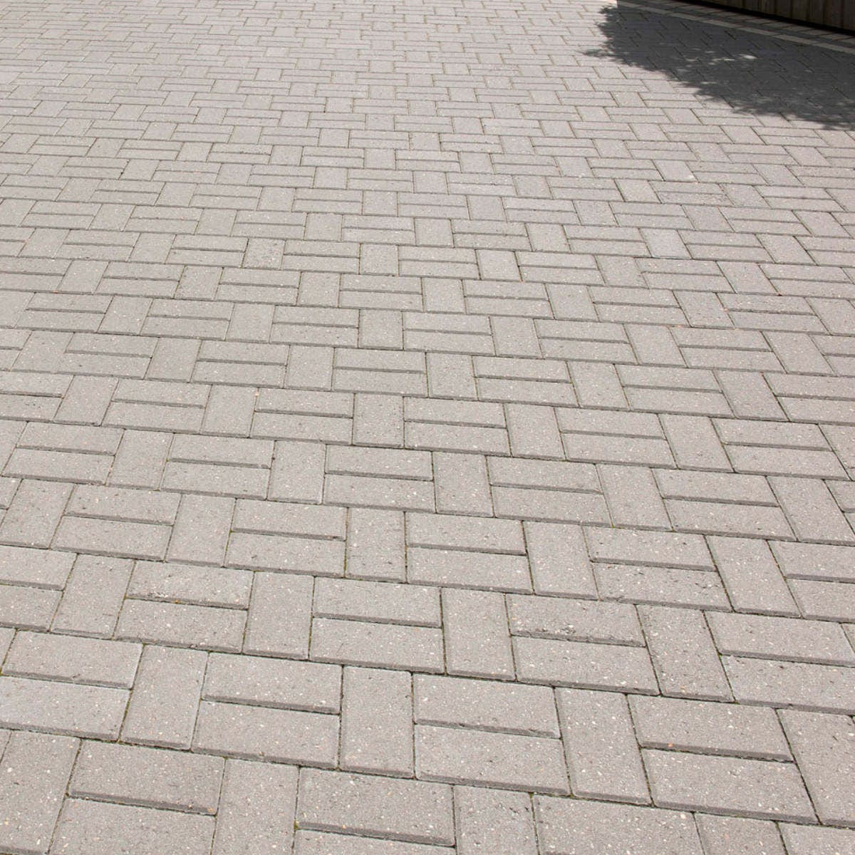 Brett Omega Block Paving, 200 x 100 - Charcoal