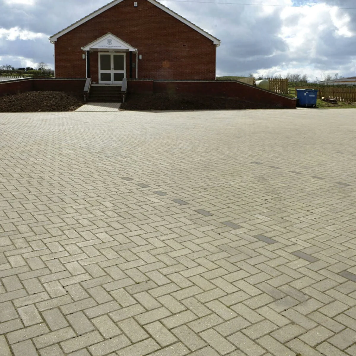 Brett Omega Block Paving, 200 x 100 - Grey - Image 2