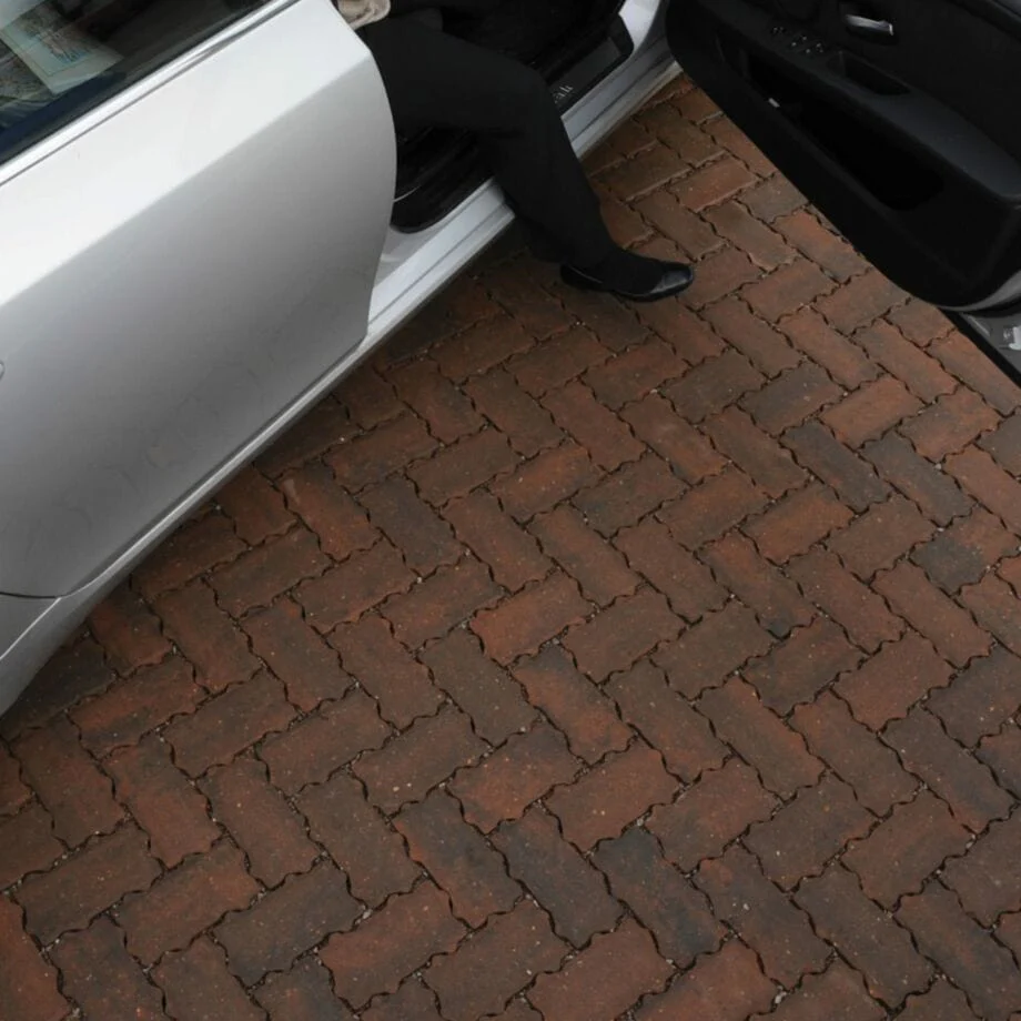 Brett Omega Flow Permeable Driveway Block Paving, 200 x 100 - Brindle
