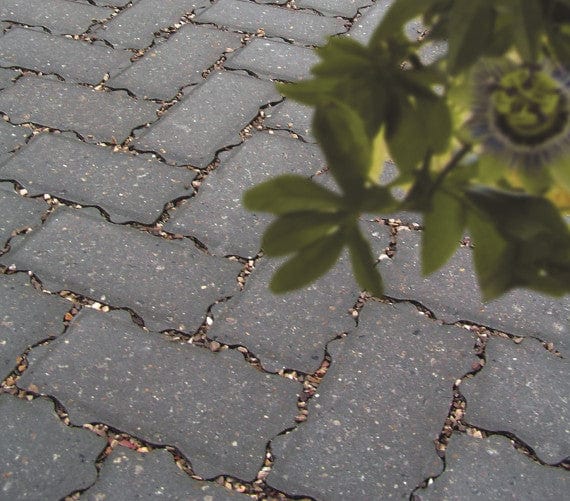 Brett Omega Flow Permeable Driveway Block Paving, 200 x 100 - Charcoal - Image 2