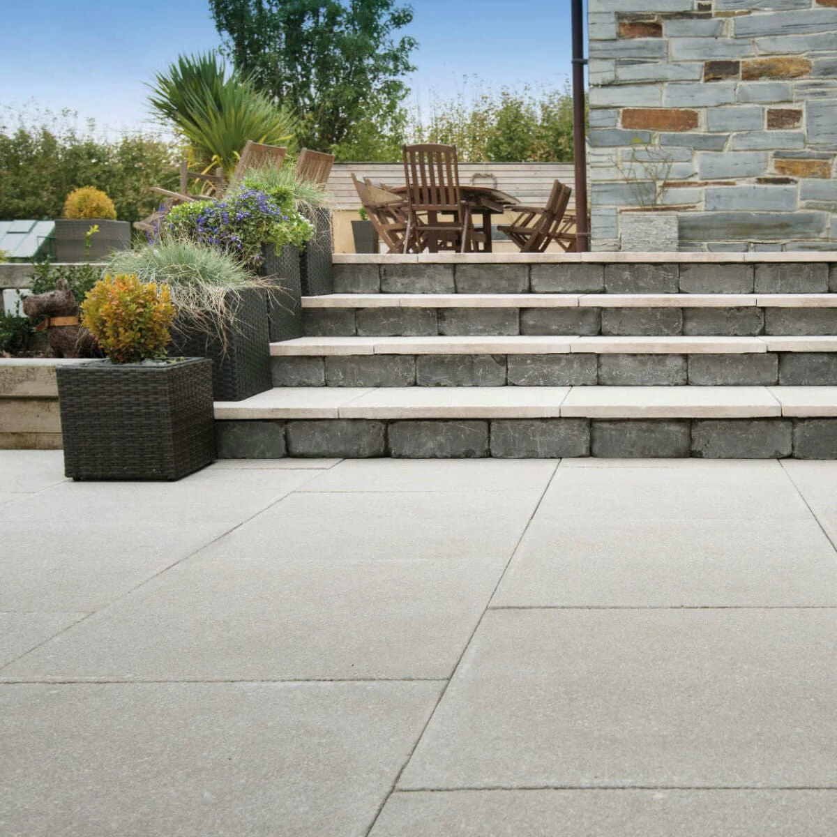 Brett Paving Concrete 'Chaucer' Natural textured paving slabs