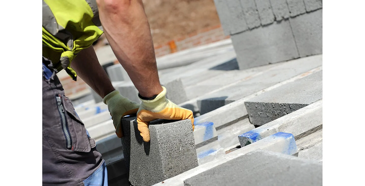 F P McCann Concrete Slip Brick (for 150mm Floor Beam) 380 x 100 x 40mm - Image 4